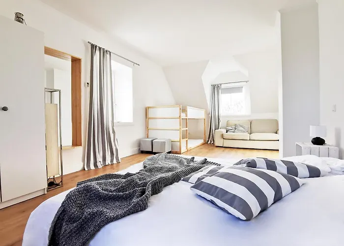 Dom wakacyjny Haus Am Deich 47 Stilvolles An Der Elbe In Stadtnaehe *