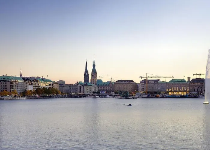 Haus Am Deich 47 Stilvolles An Der Elbe In Stadtnaehe Dom wakacyjny